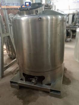 Tanque movel em ao inox com pallet inox embutido 950 litros